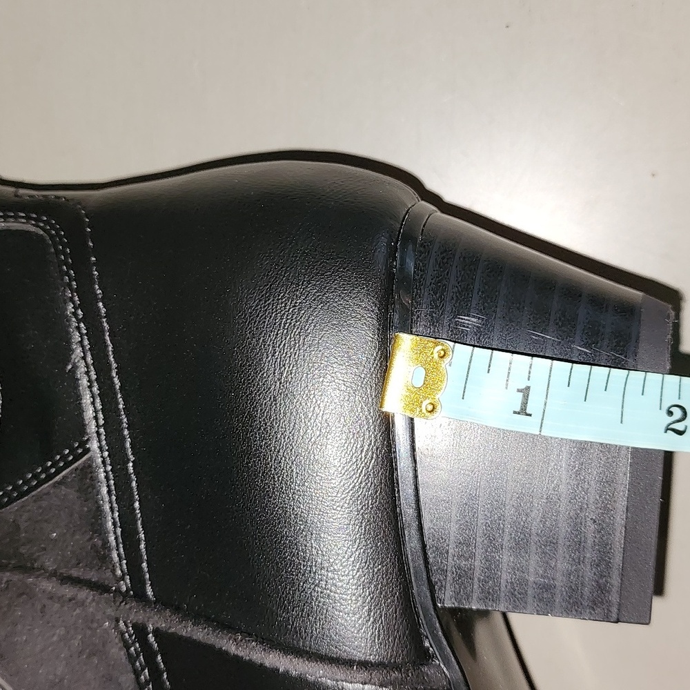 Zara Brand New Black Western Faux Leather Boots - Picture 9 of 11